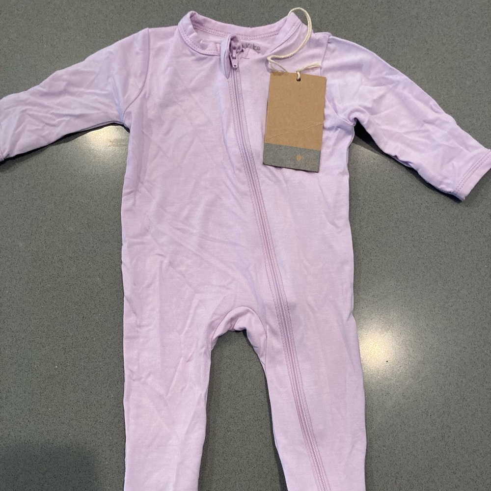 NWT Kyte Footie- 0-3 months